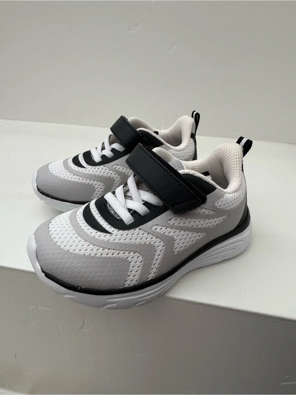 The Children's Place White & Gray Hook-and-Loop Kids Sneakers